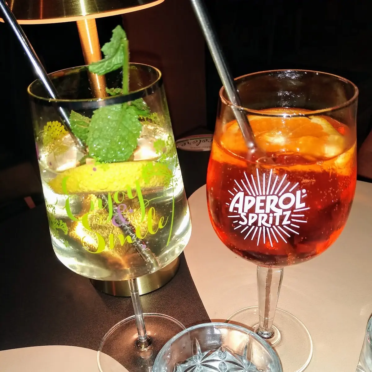 Hugo & Aperol Spritz