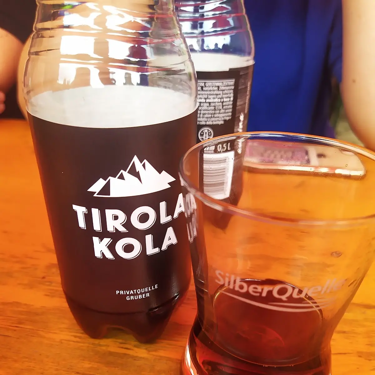 Cola