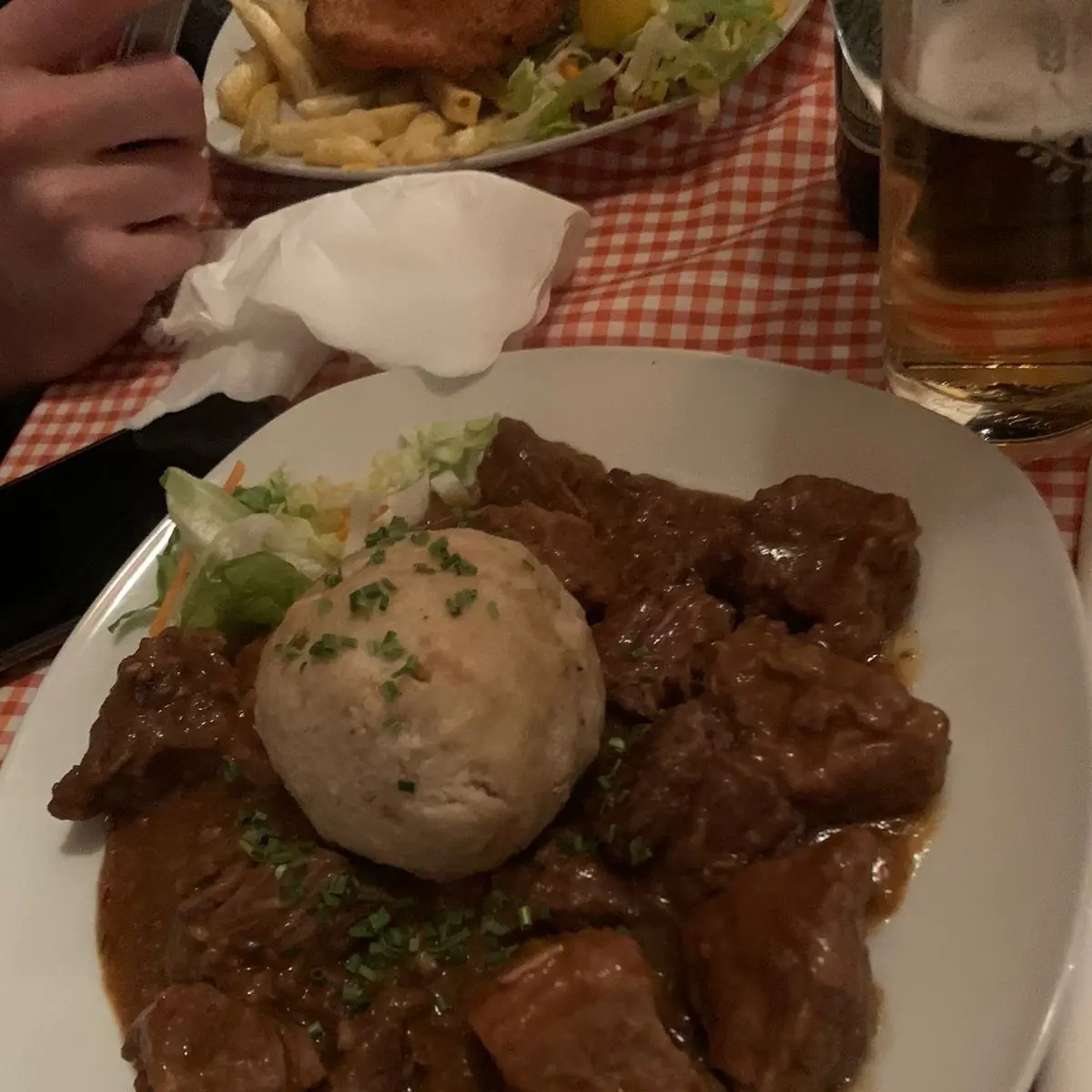 Gulasch Mit Knödel
