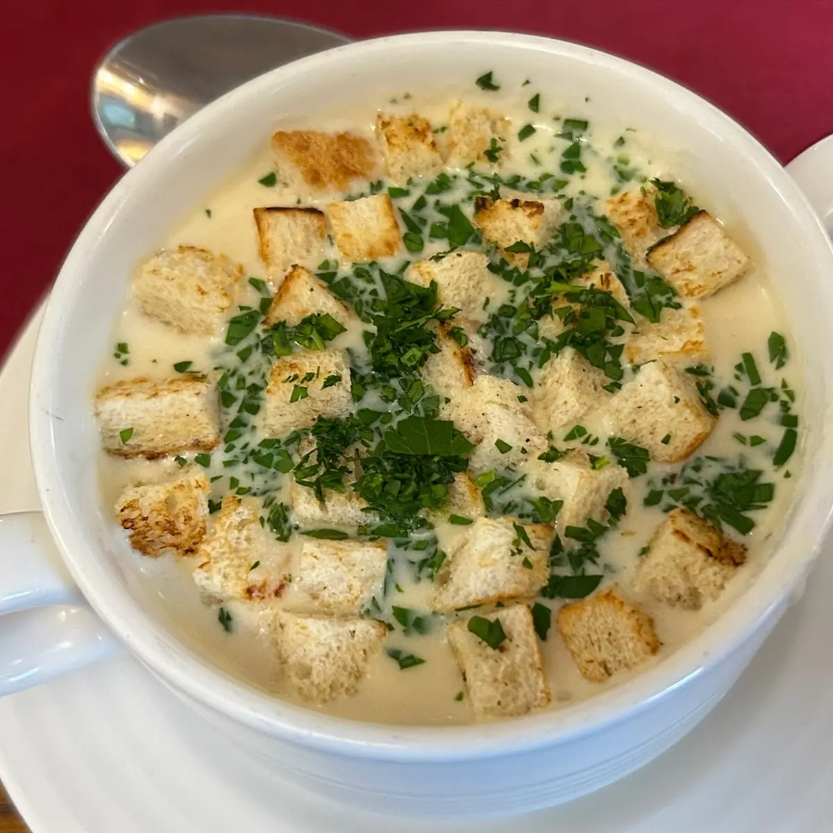 Knoblauchcremesuppe