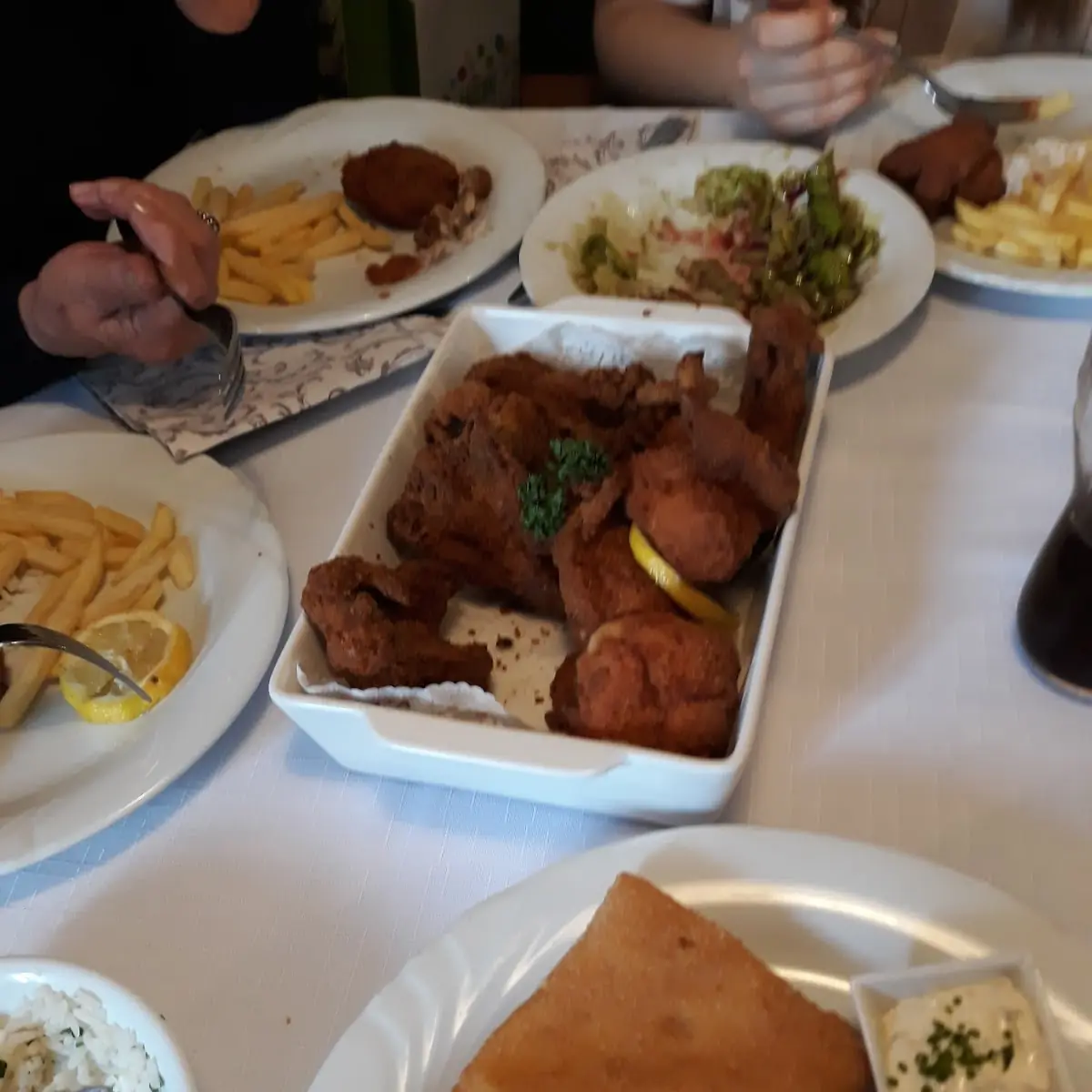 Backhend'l Und Gebackener Camembert