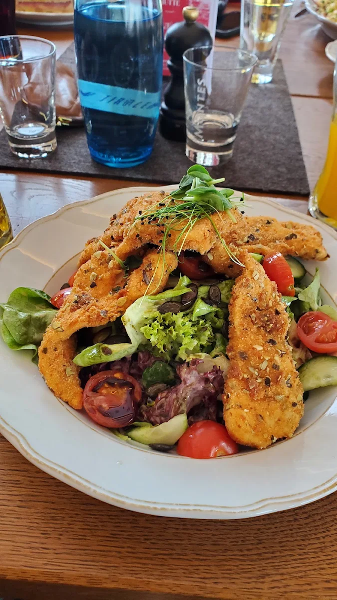 Steirischer Backhendlsalat