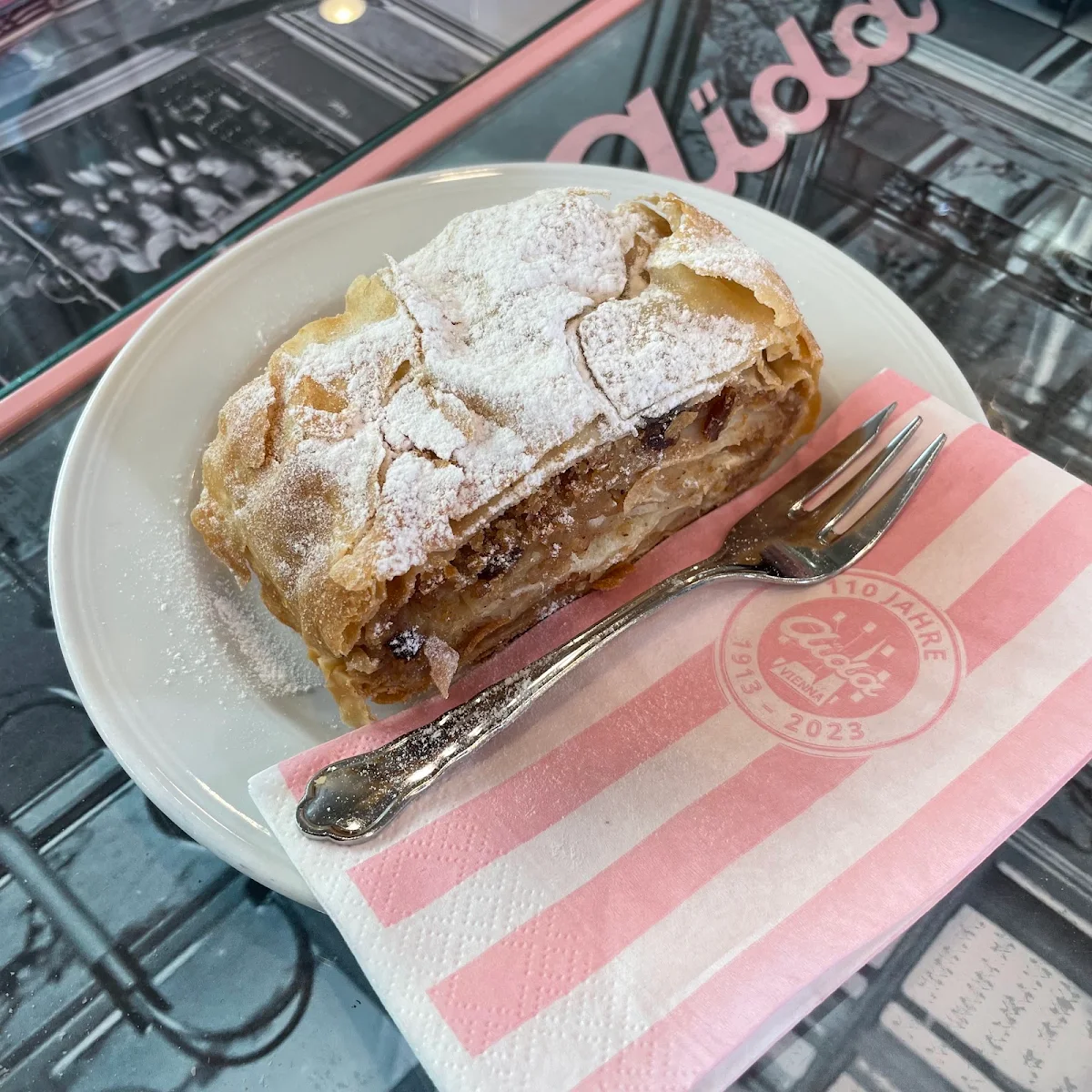 Apfelstrudel