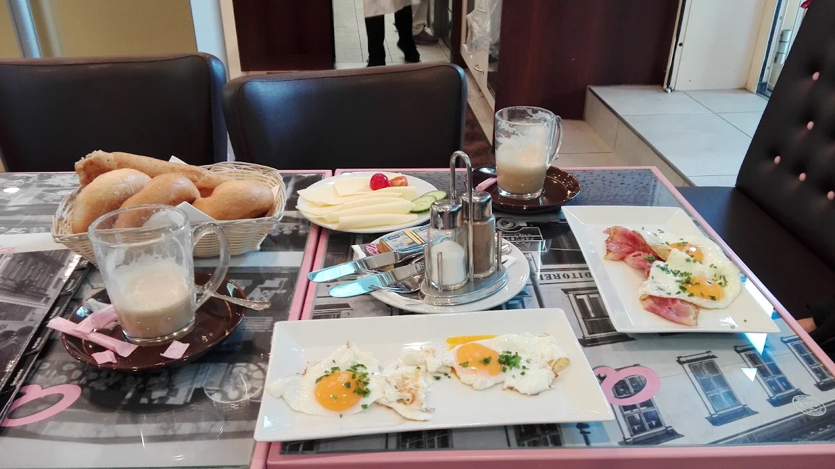 Frühstück Mit Spiegelei