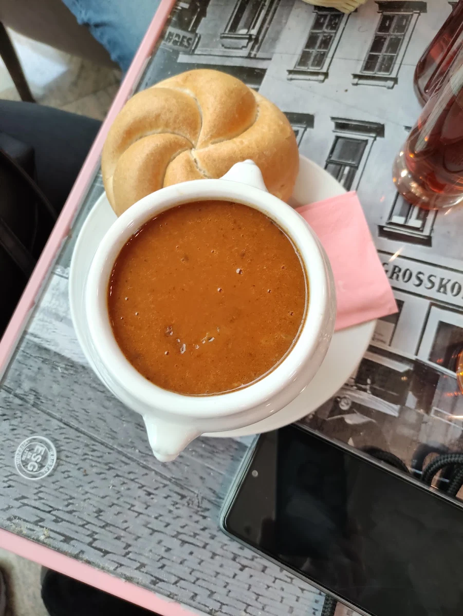Gulasch Suppe