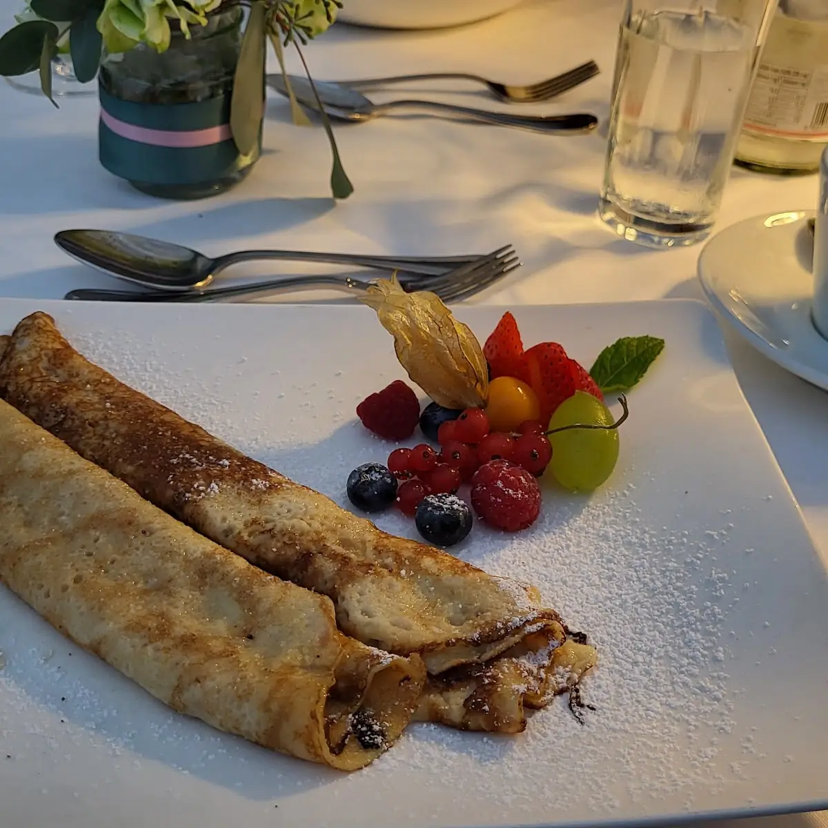 Marmalade Palatschinken Mit Marillenmarmelade