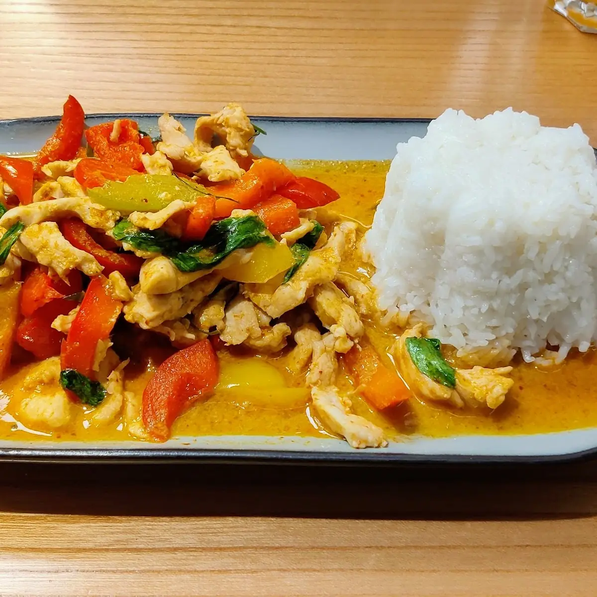 Rotes Curry Mit Rindfleisch Und Gemüse