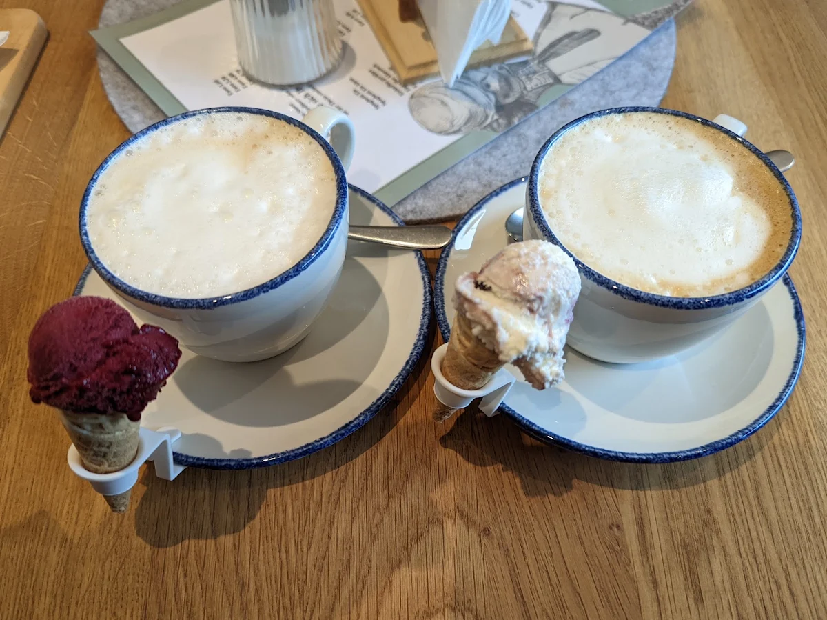Cappuccino Gratis-mini-eis