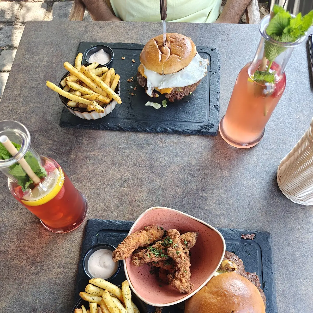 Hot & Spicy Burger