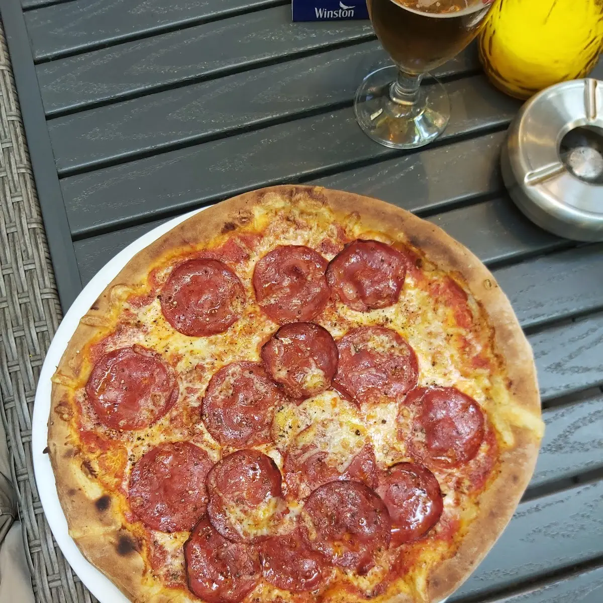 Salami Pizza