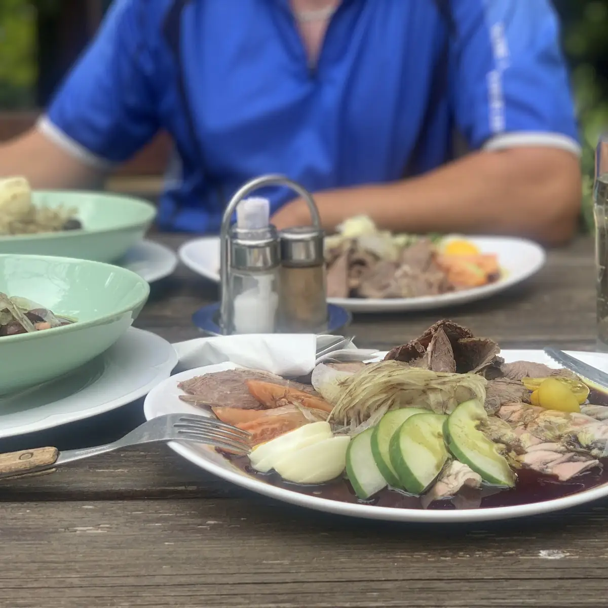 Saures Rindfleisch