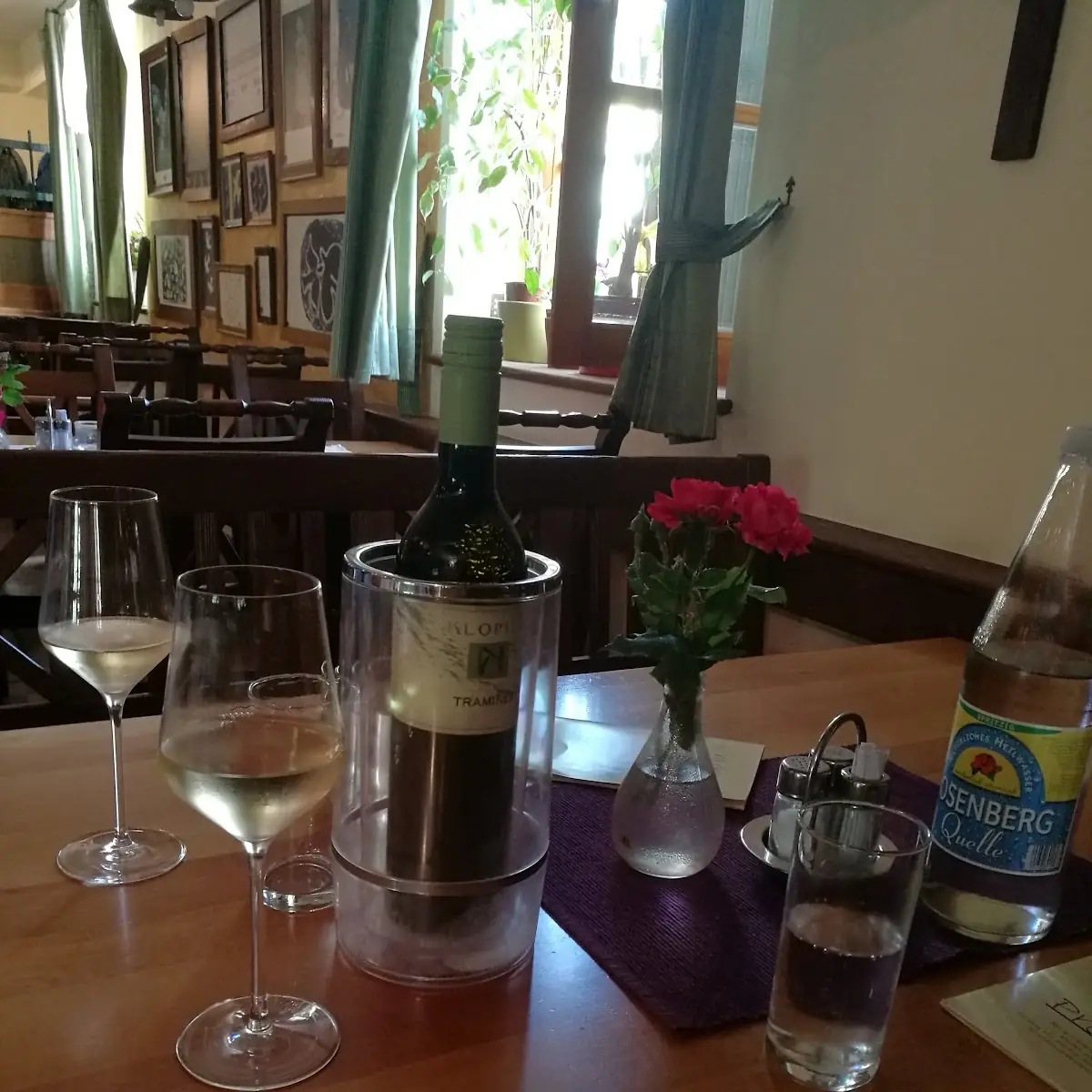 Wein Aus Eigenem Anbau Traminer Süß