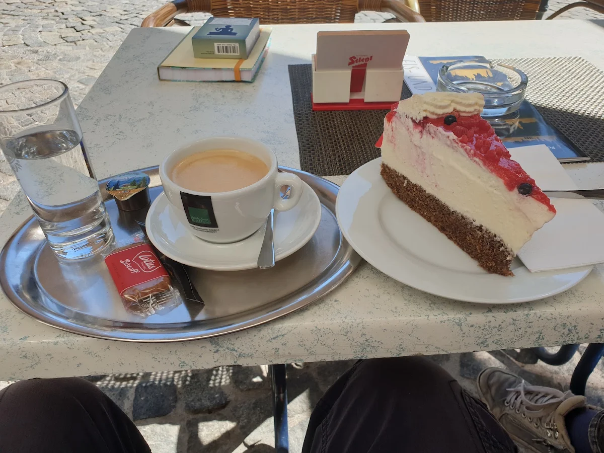 Joghurt Torte