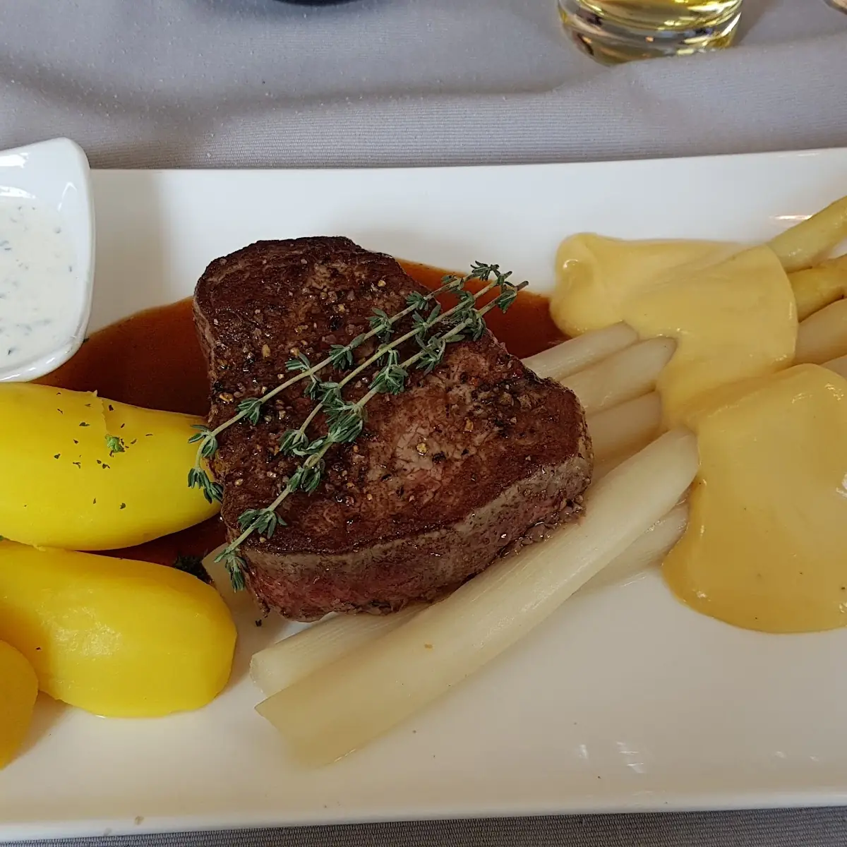 Spargel Mit Kalbsfilet