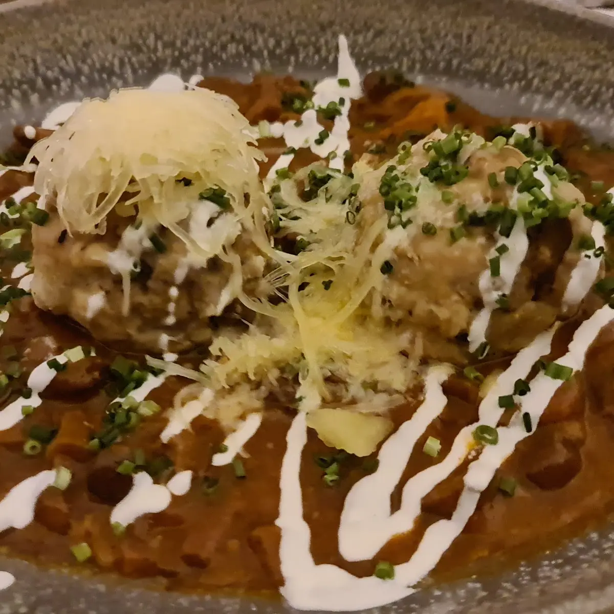 Eierschwammerlgulasch