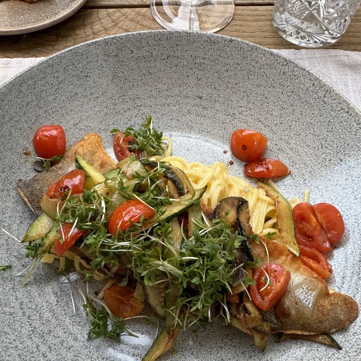 Gebratenes Goldbrassenfilet