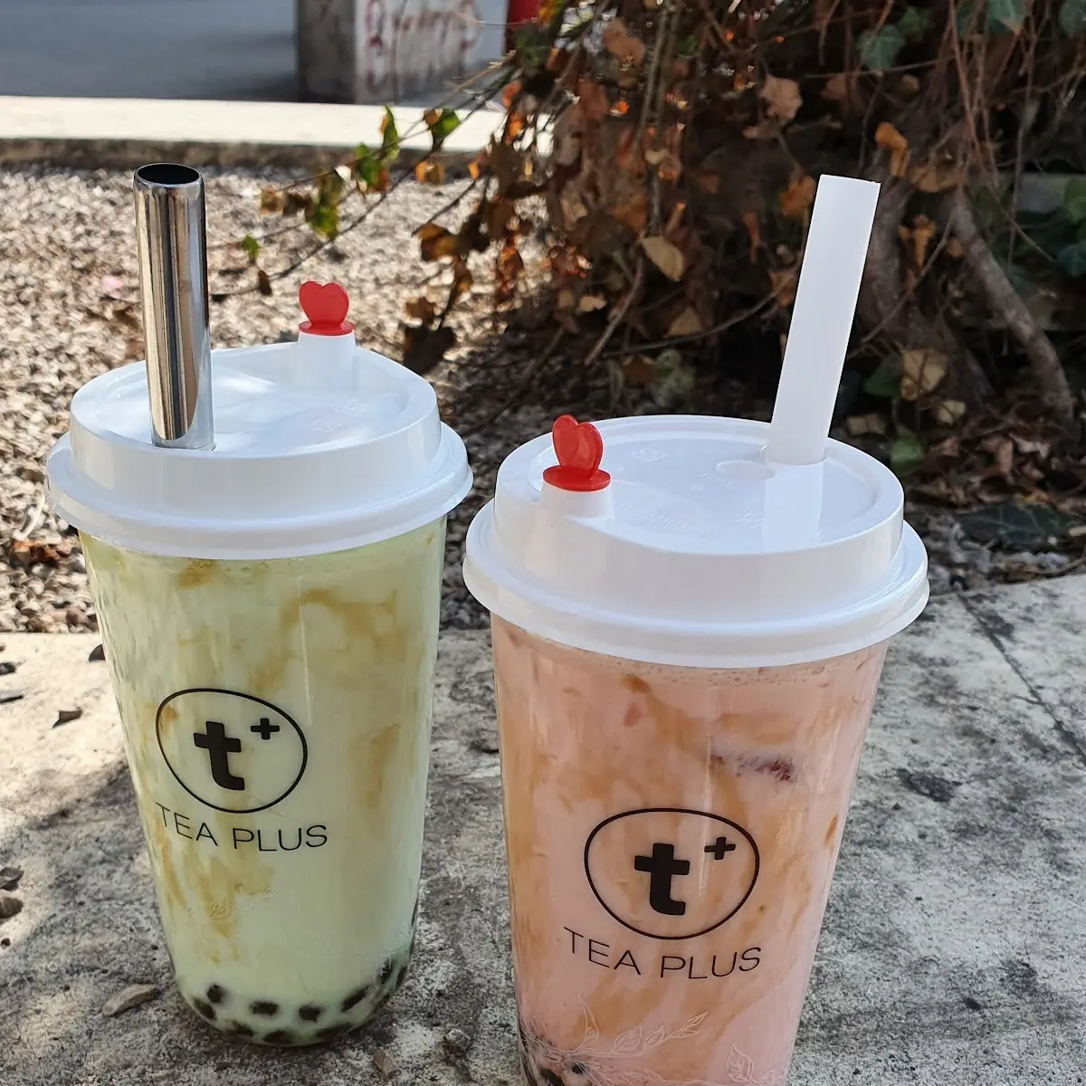 Strawberry Bubble Tea Honey Dew Bubble Tea