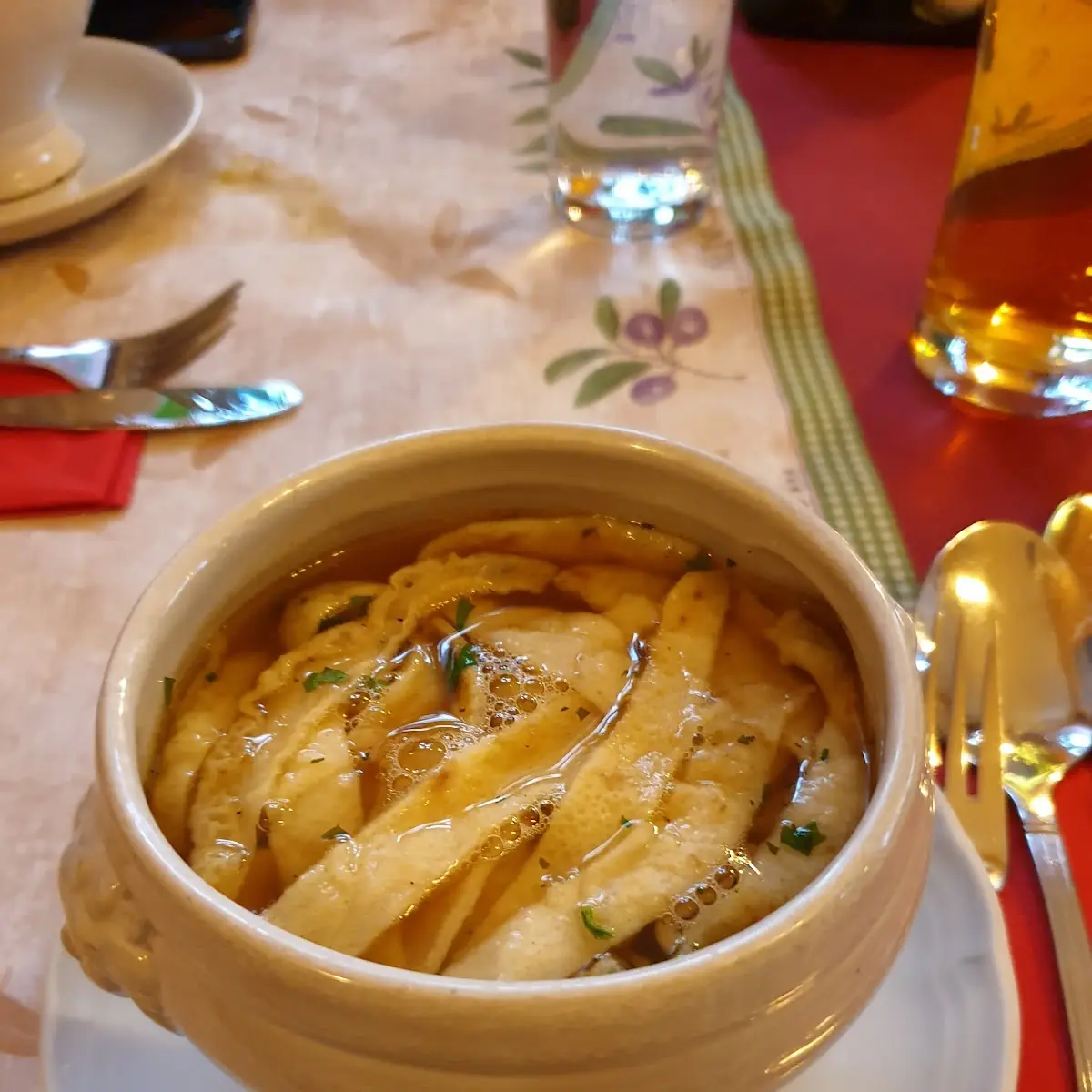 Französische Zwiebelsuppe