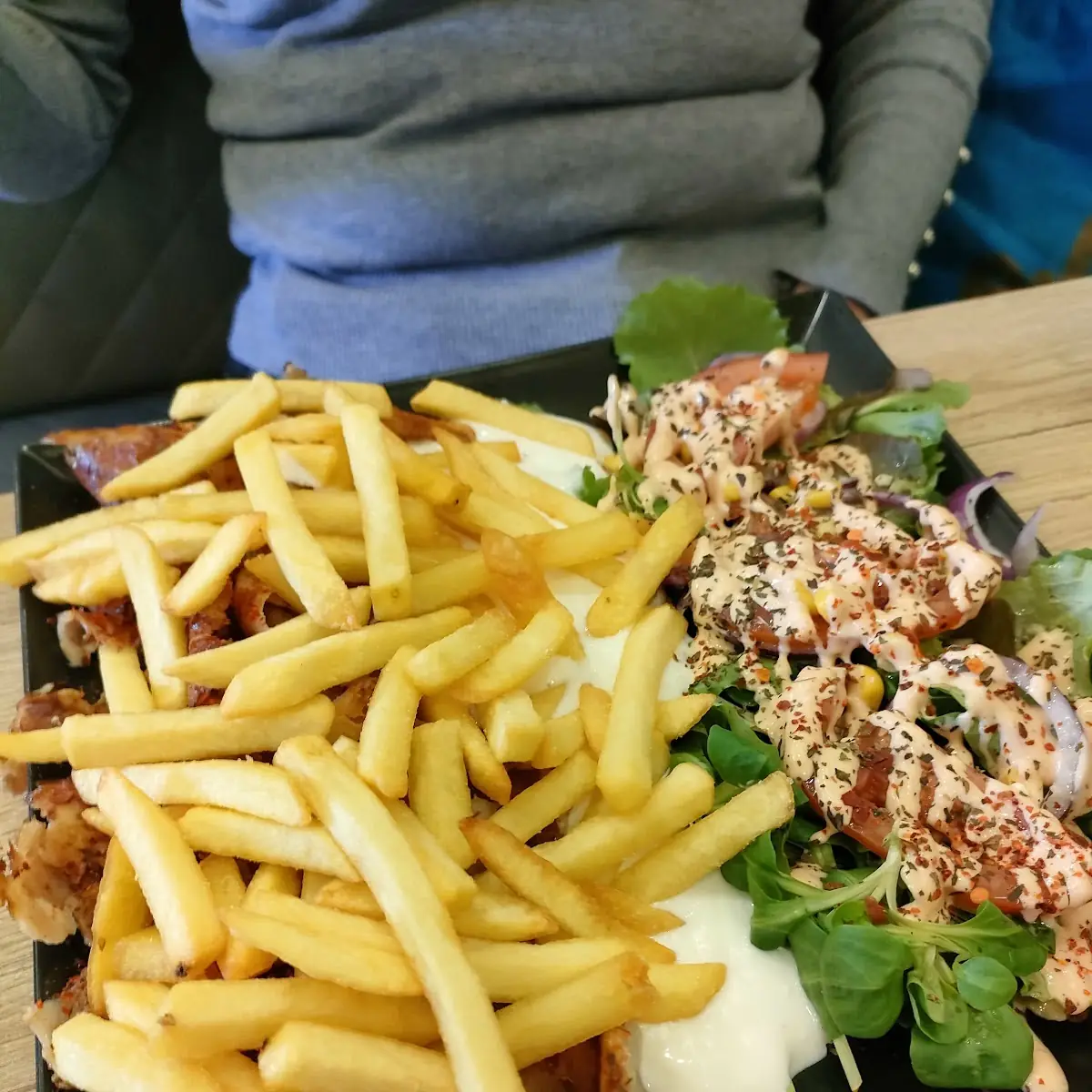 Kebab Teller Super Gustos