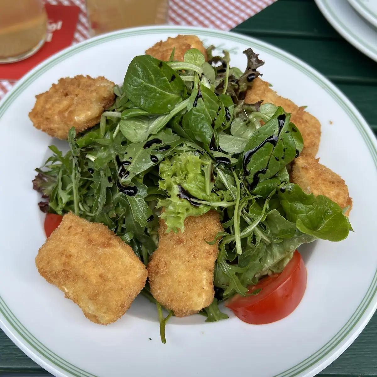 Salat Mit Gebackenen Camembert