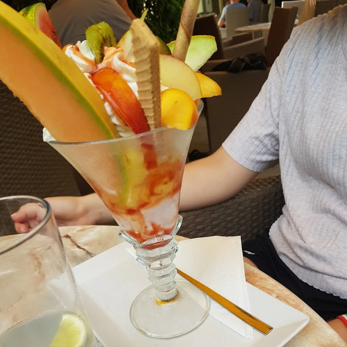 Früchtebecher