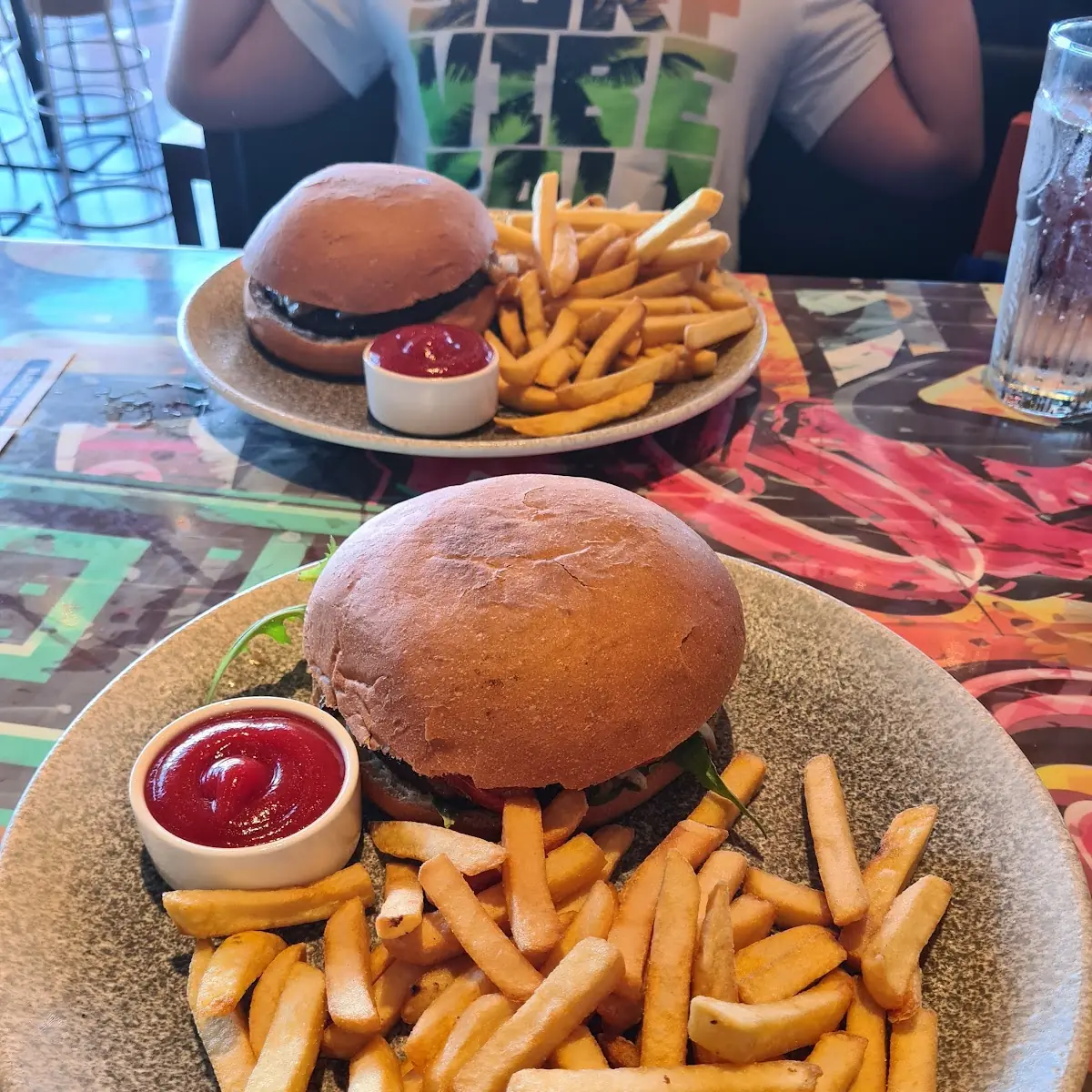 Burger Und Pommes