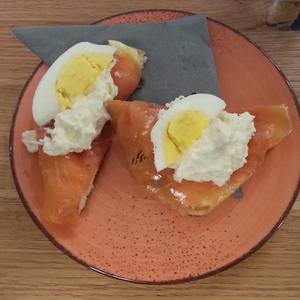Hervorragende Lachsbrötchen