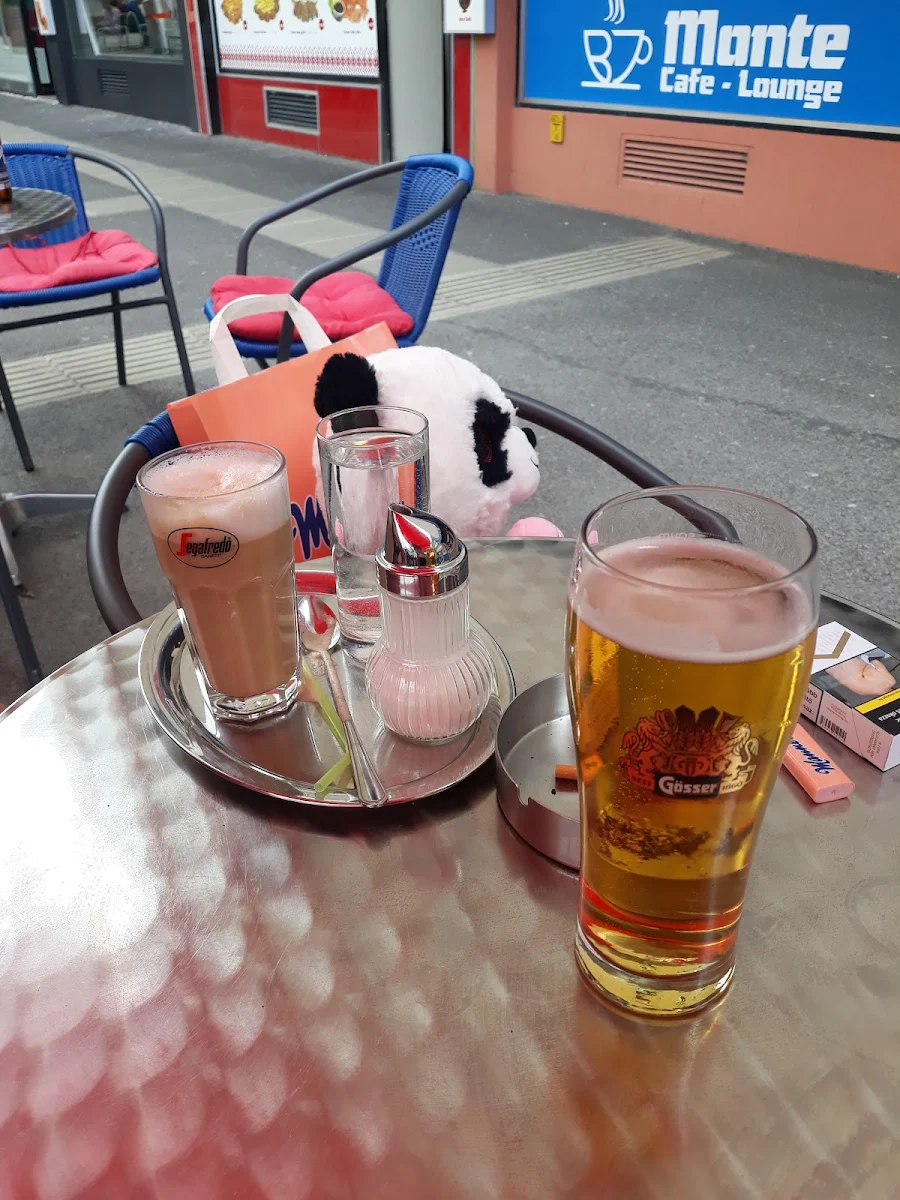 Bier Und Cafe