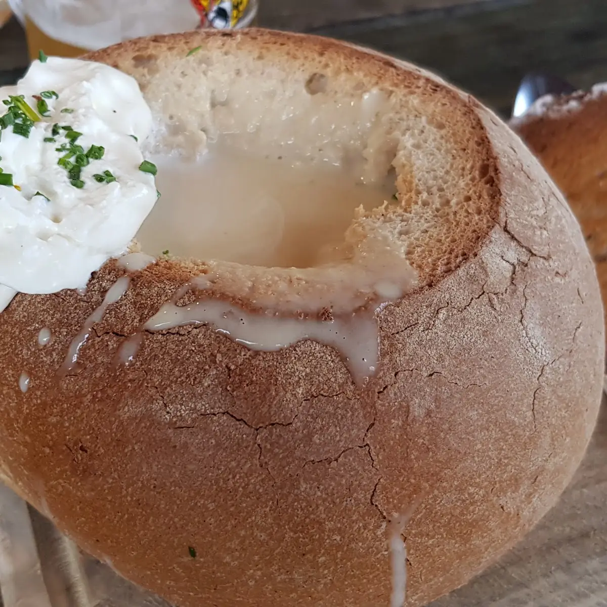 Knoblauchsuppe Im Brotteig