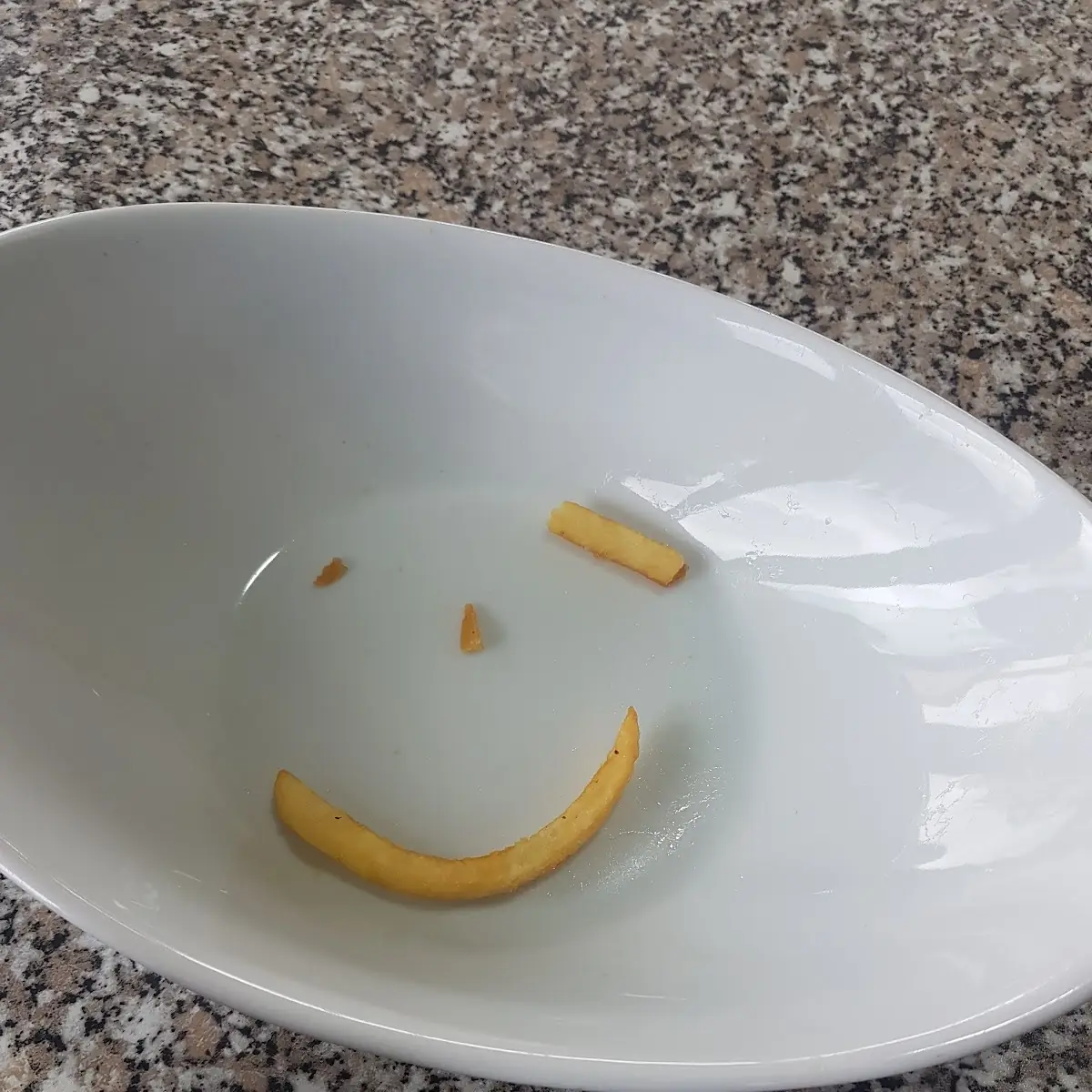 Mit Pommes
