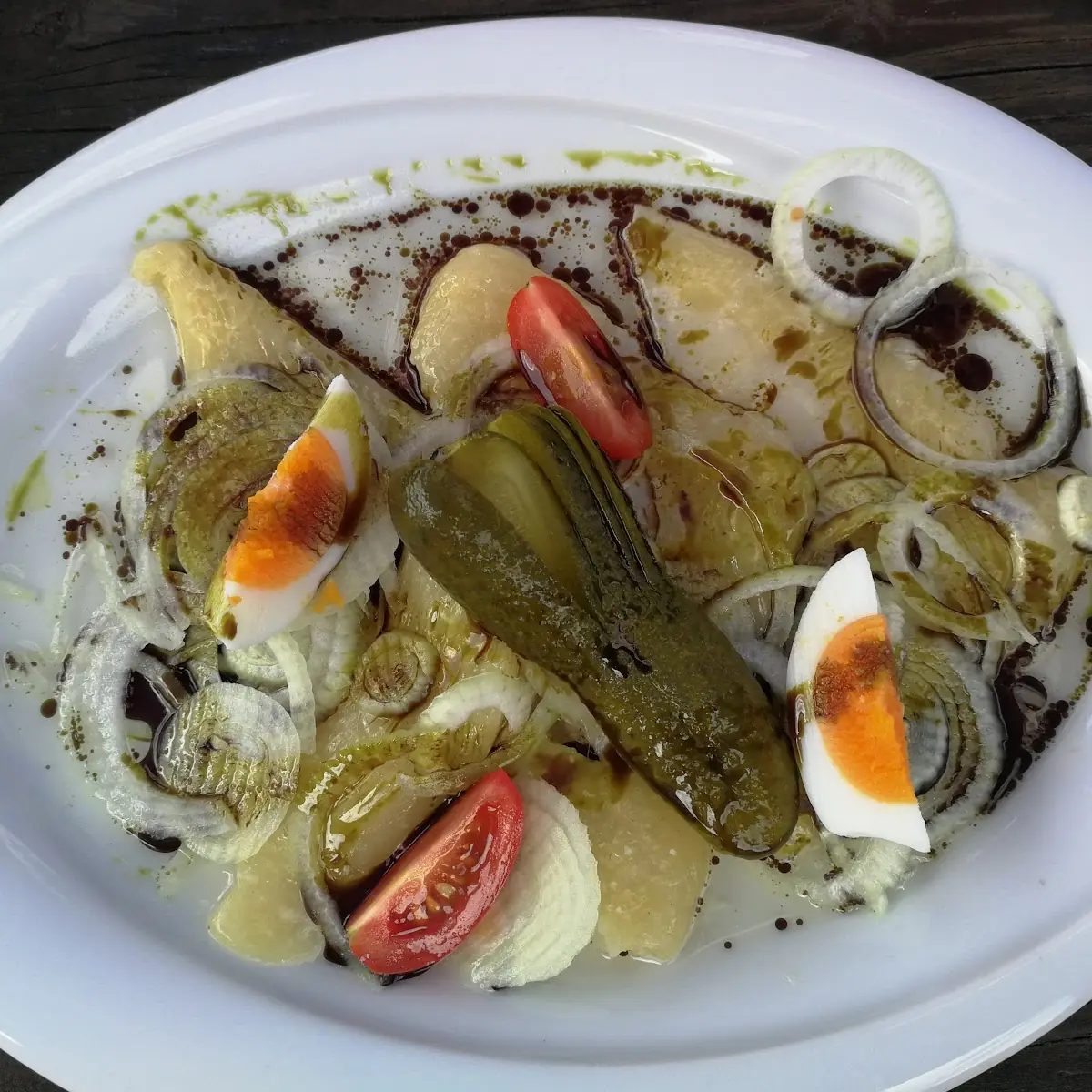 Graukäse Mit Zwiebel Ei Und Gewürzgurke