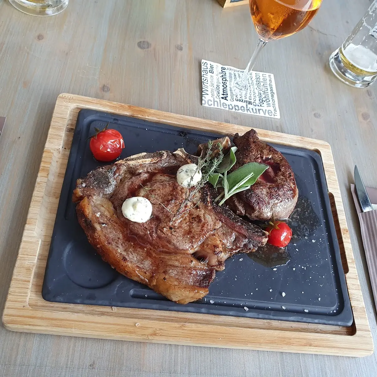 1 Kilogramm Pures Steak Rare