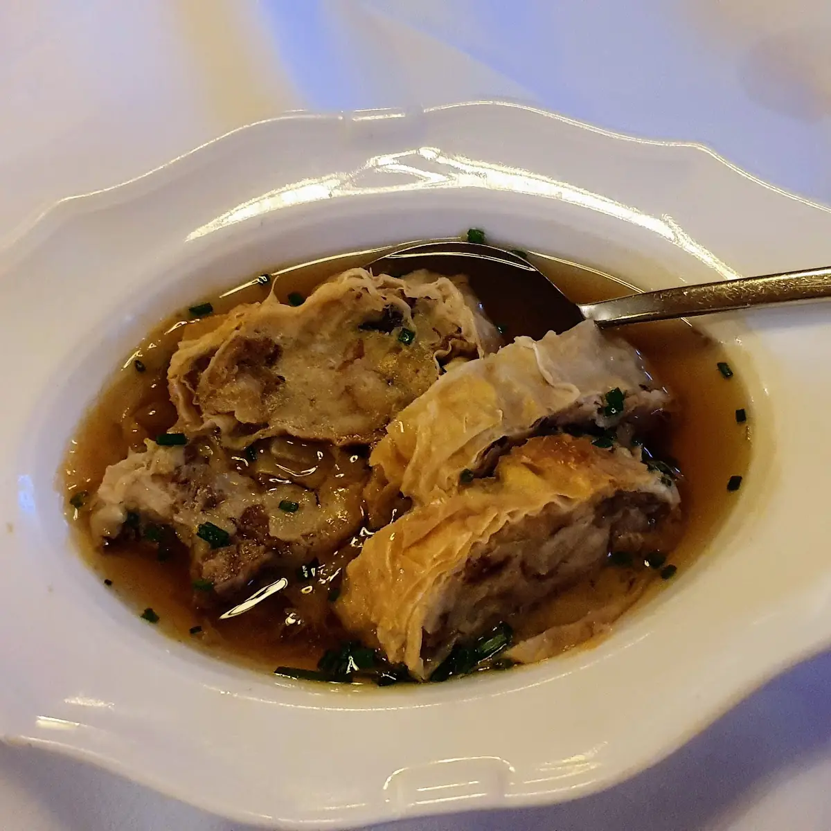Grammelstrudelsuppe