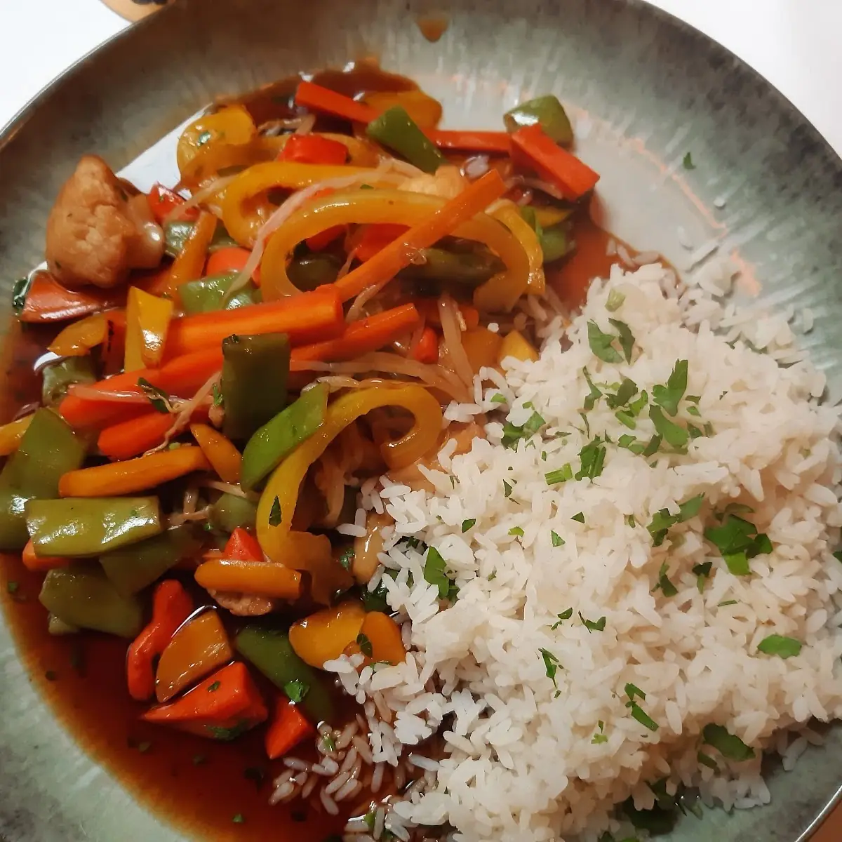 Wok Mit Gemüse Und Reis