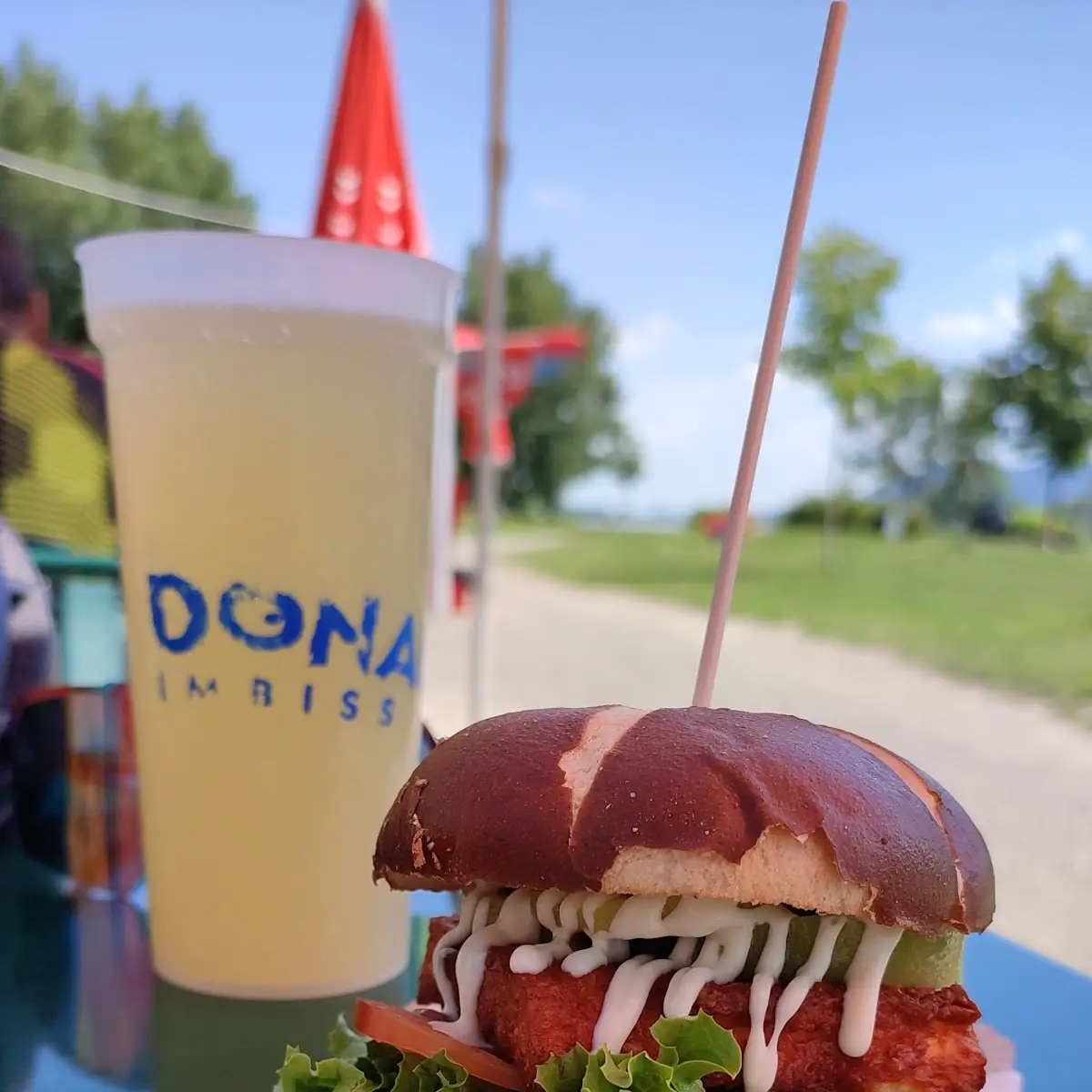 Halumi Burger Mit Kiwi