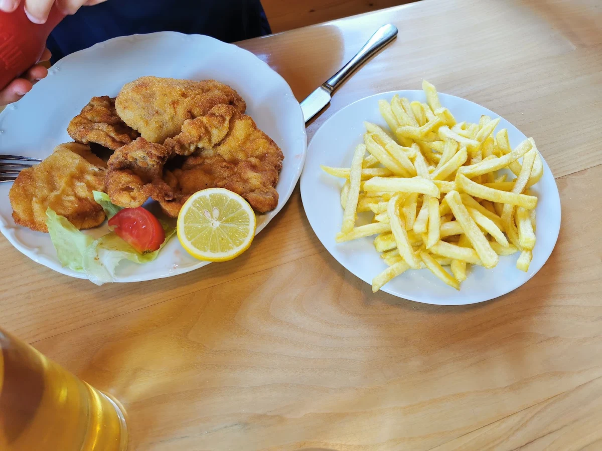 Schnitzel Und Pommes Frites