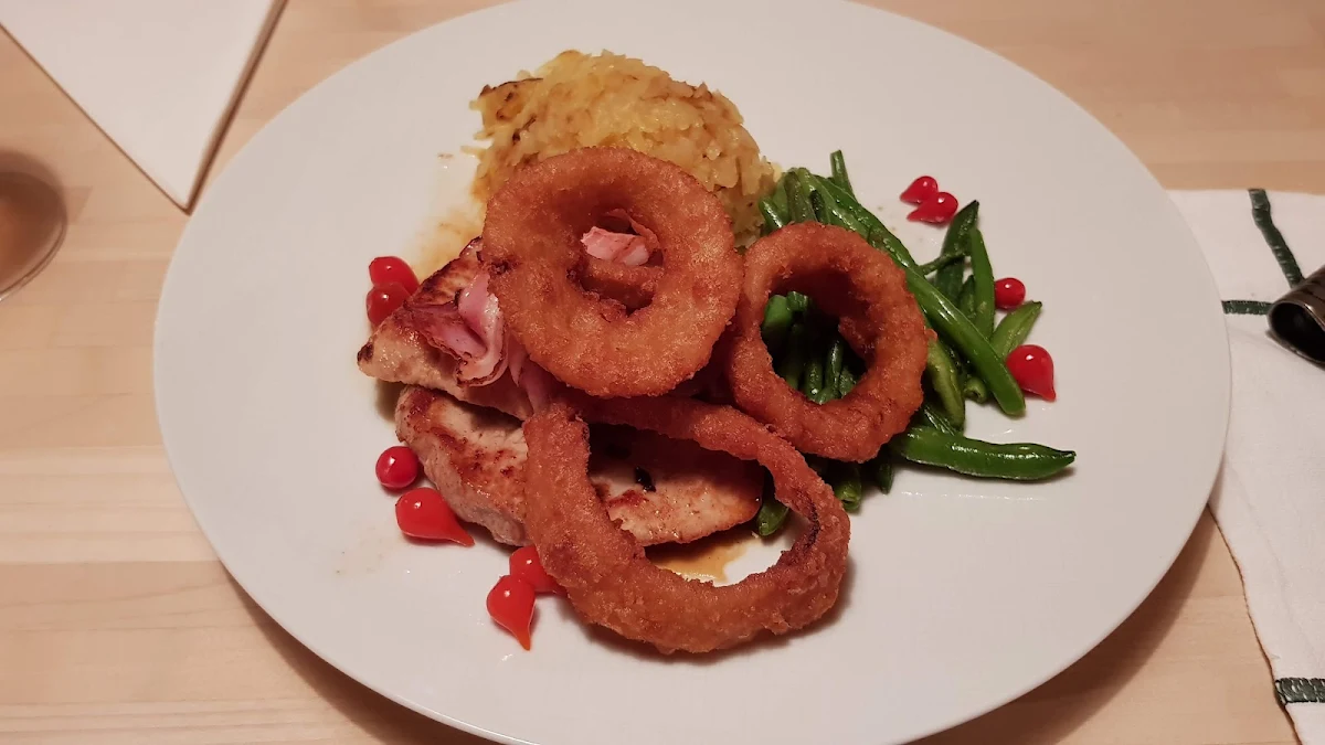 Schweinerückensteak Tiroler Art