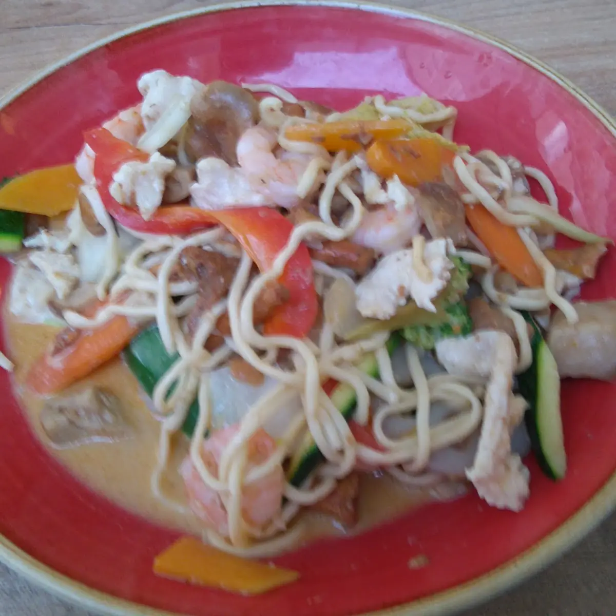Mit Scampi Und Gemüse