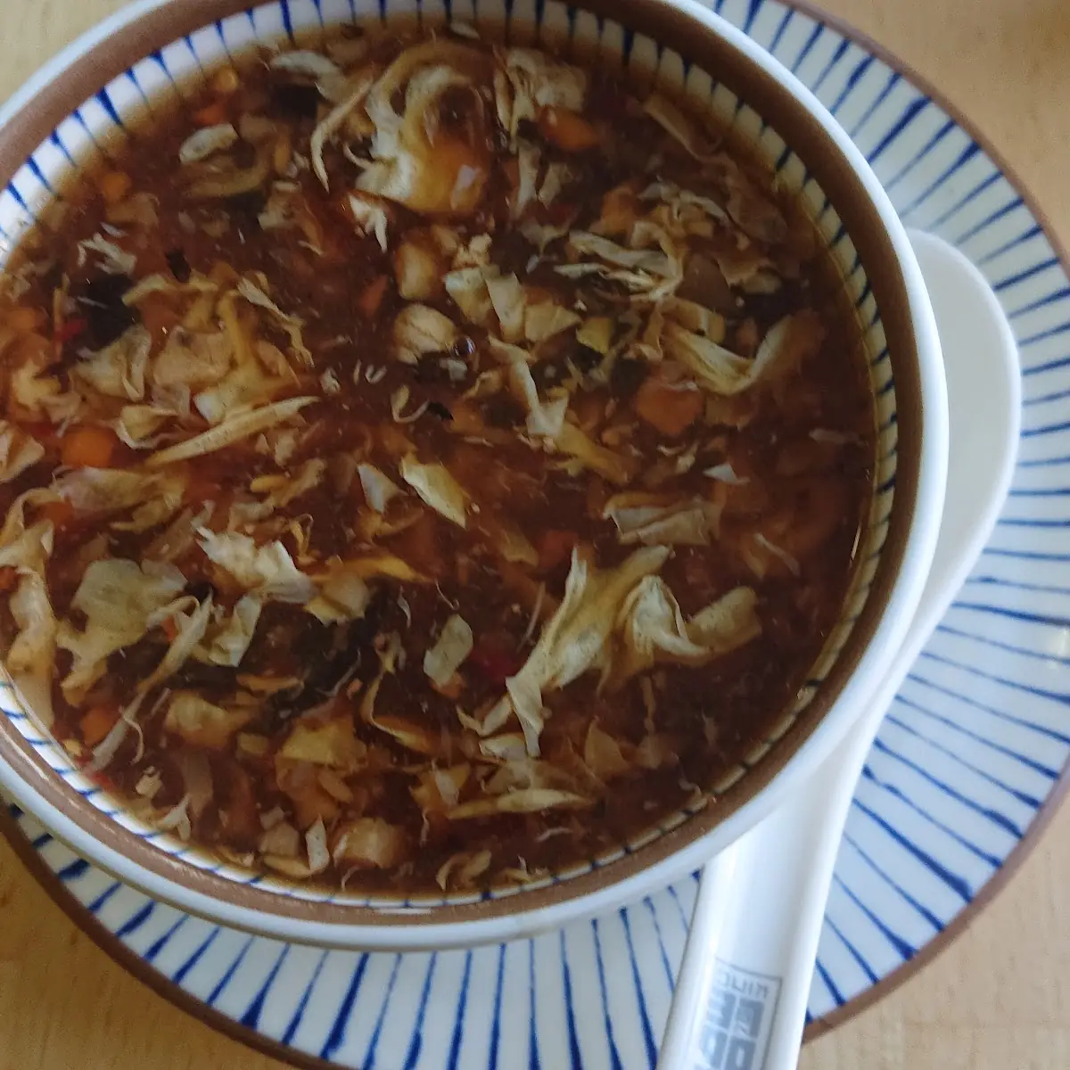 Pikant Säuerliche Suppe