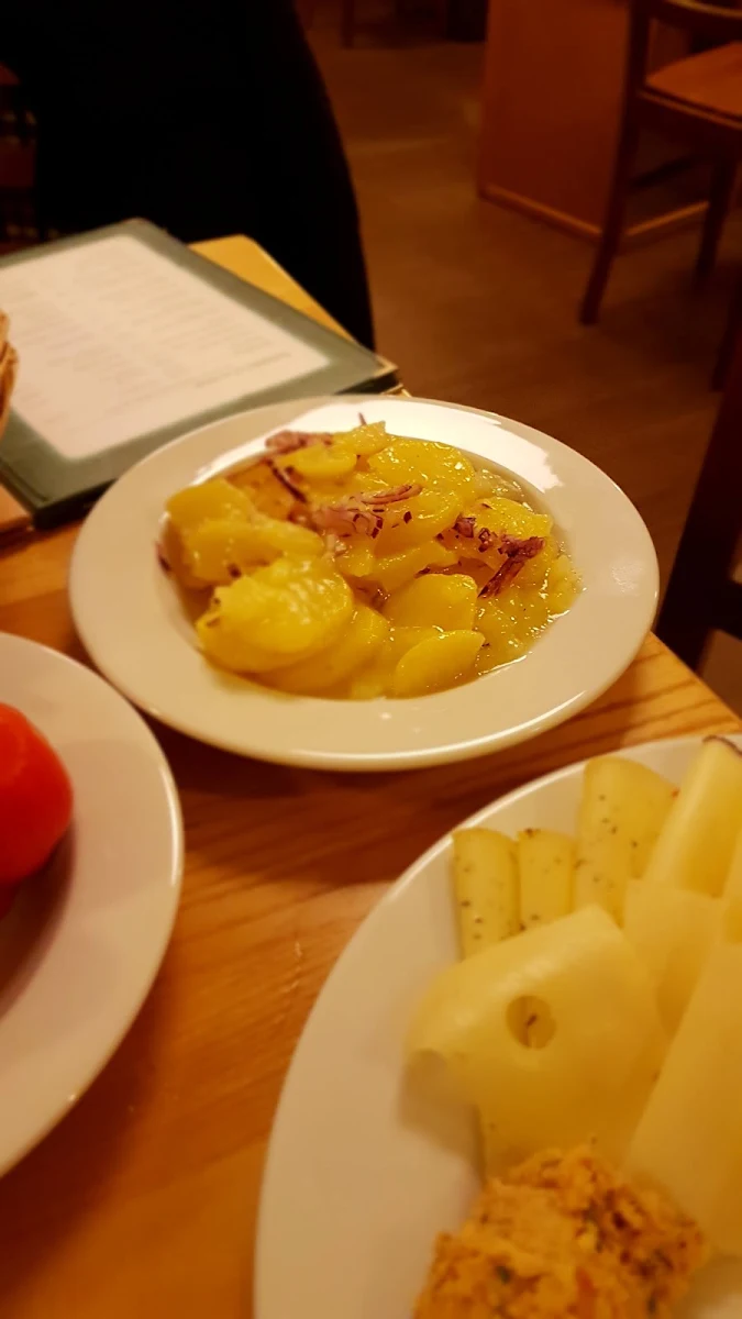 Kartofell Salat