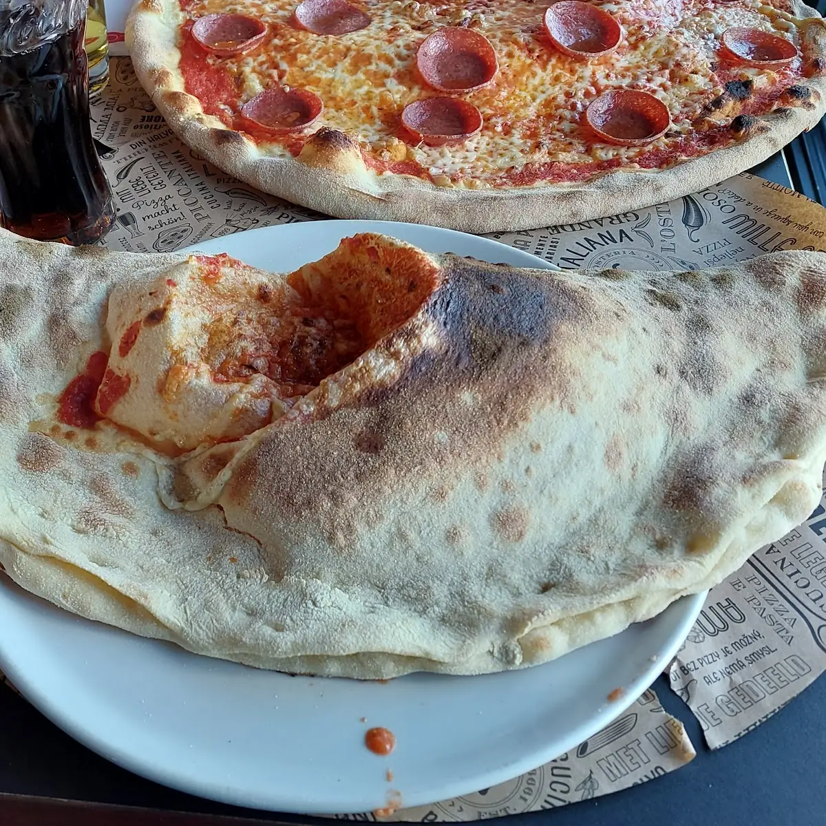 Pizza Bo Calzone