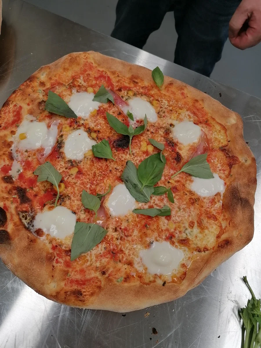 Pizza Margherita