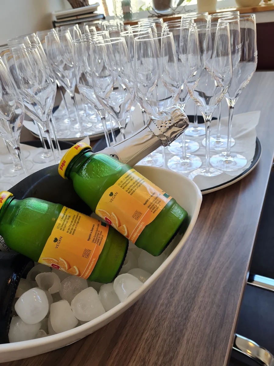 Sekt Empfang