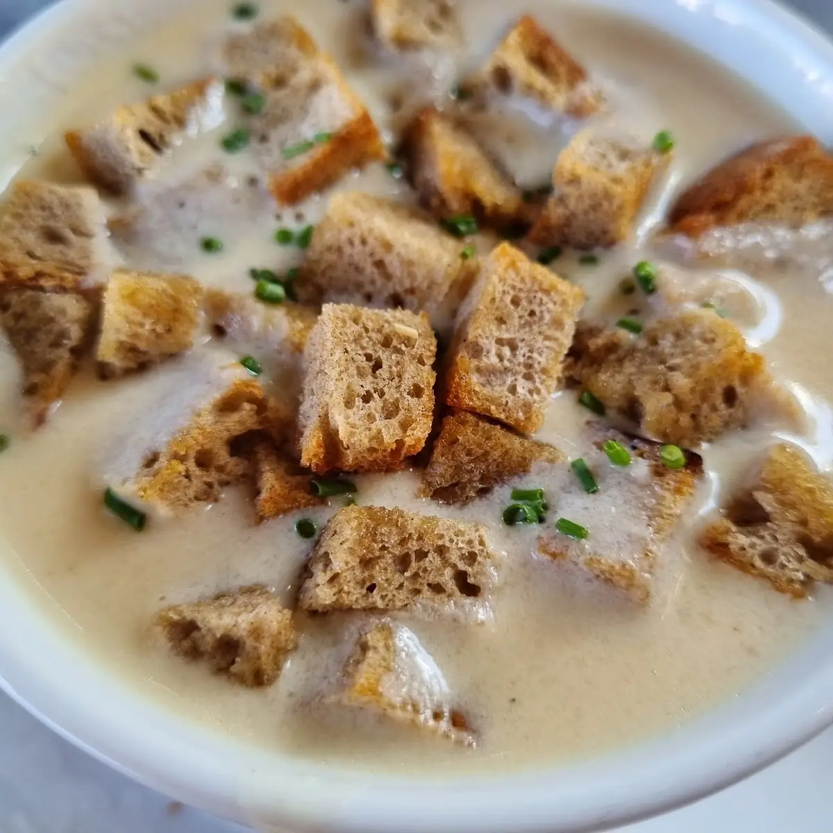 Knoblauchcremesuppe, Andreas Csarda GmbH