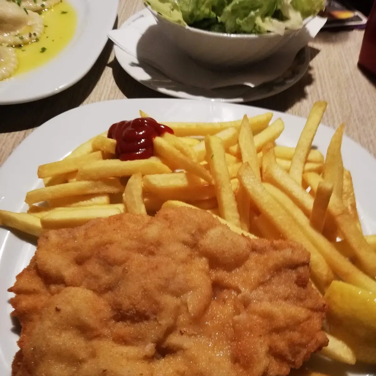 Kinderschnitzel Mit Pommes