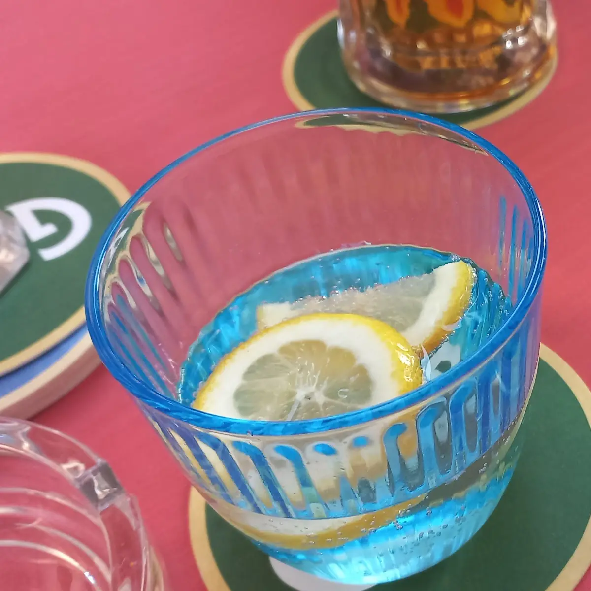 Mineralwasser Mit Zitrone