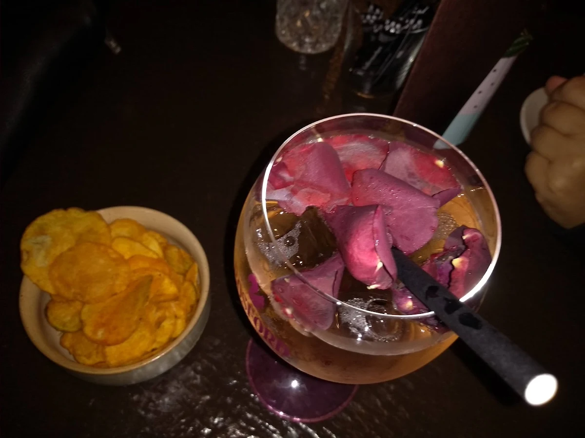 Rosenblüten Spritzer