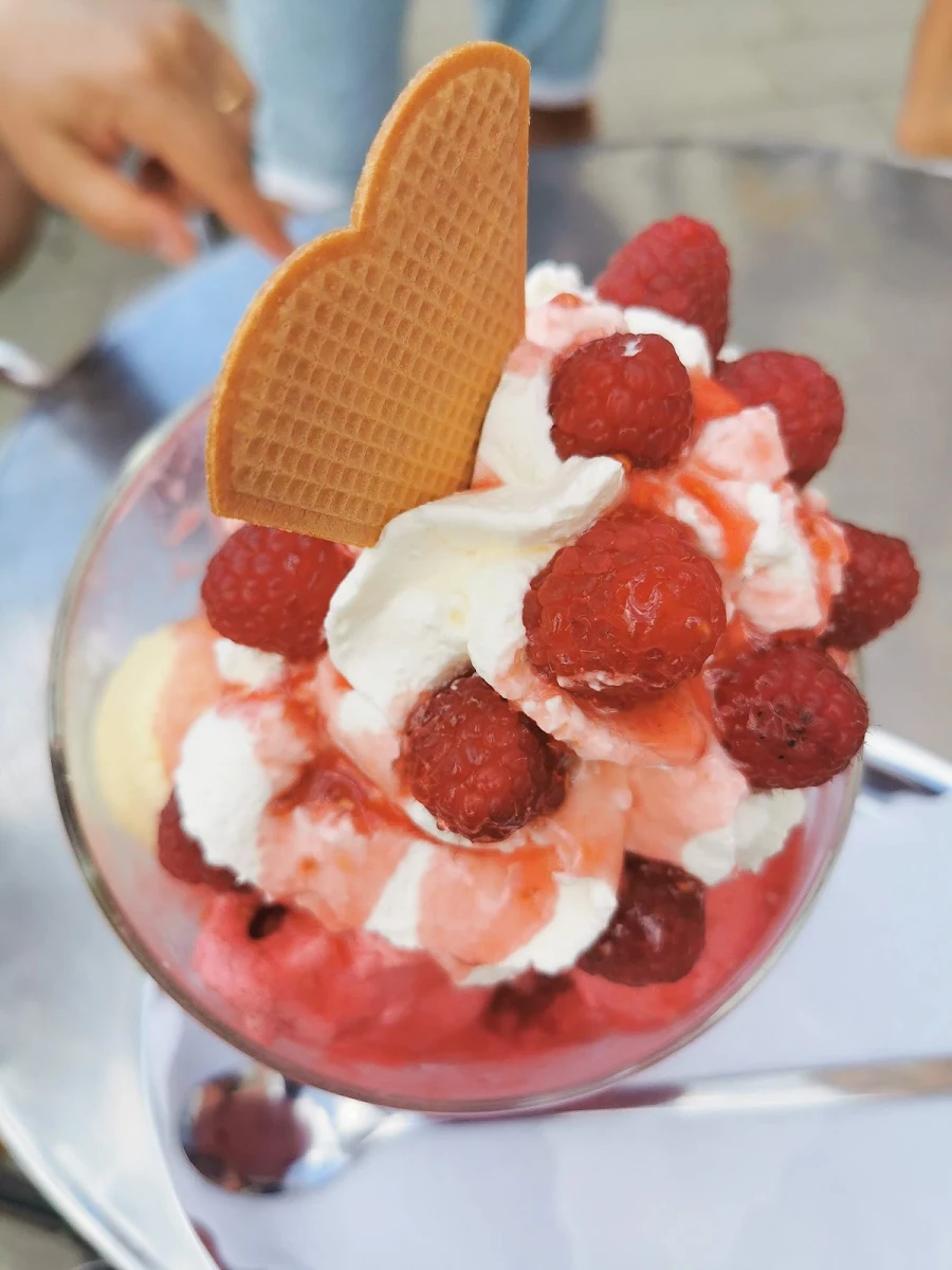 Himbeerbecher