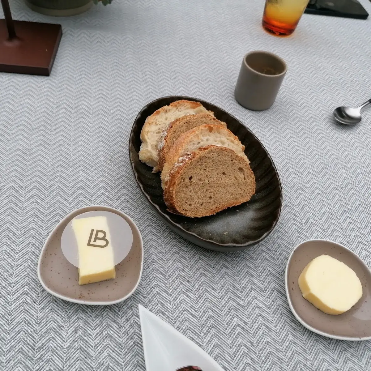 Brot Und Butter, Landhaus Bacher