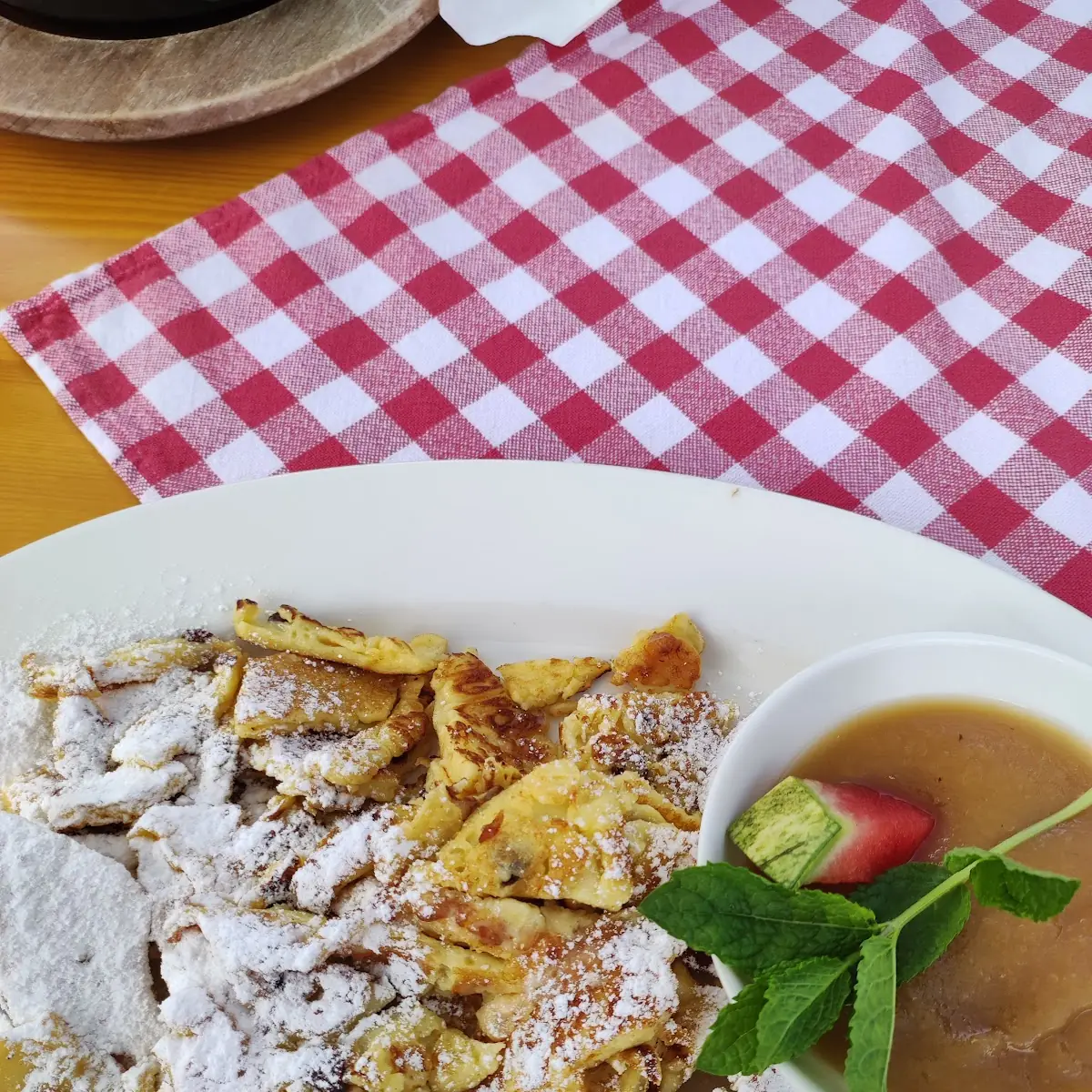 Kaiserschmarrn Mit Apfelmus